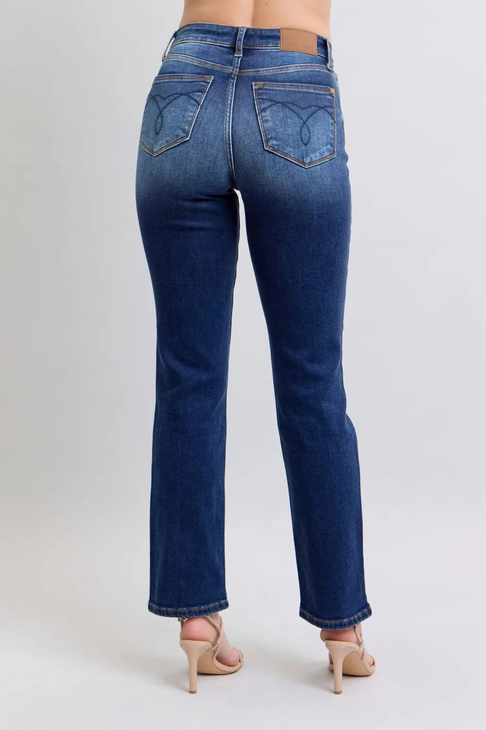 Judy Blue Full Size Washed Straight Leg Jeans with Pockets Carauana Store