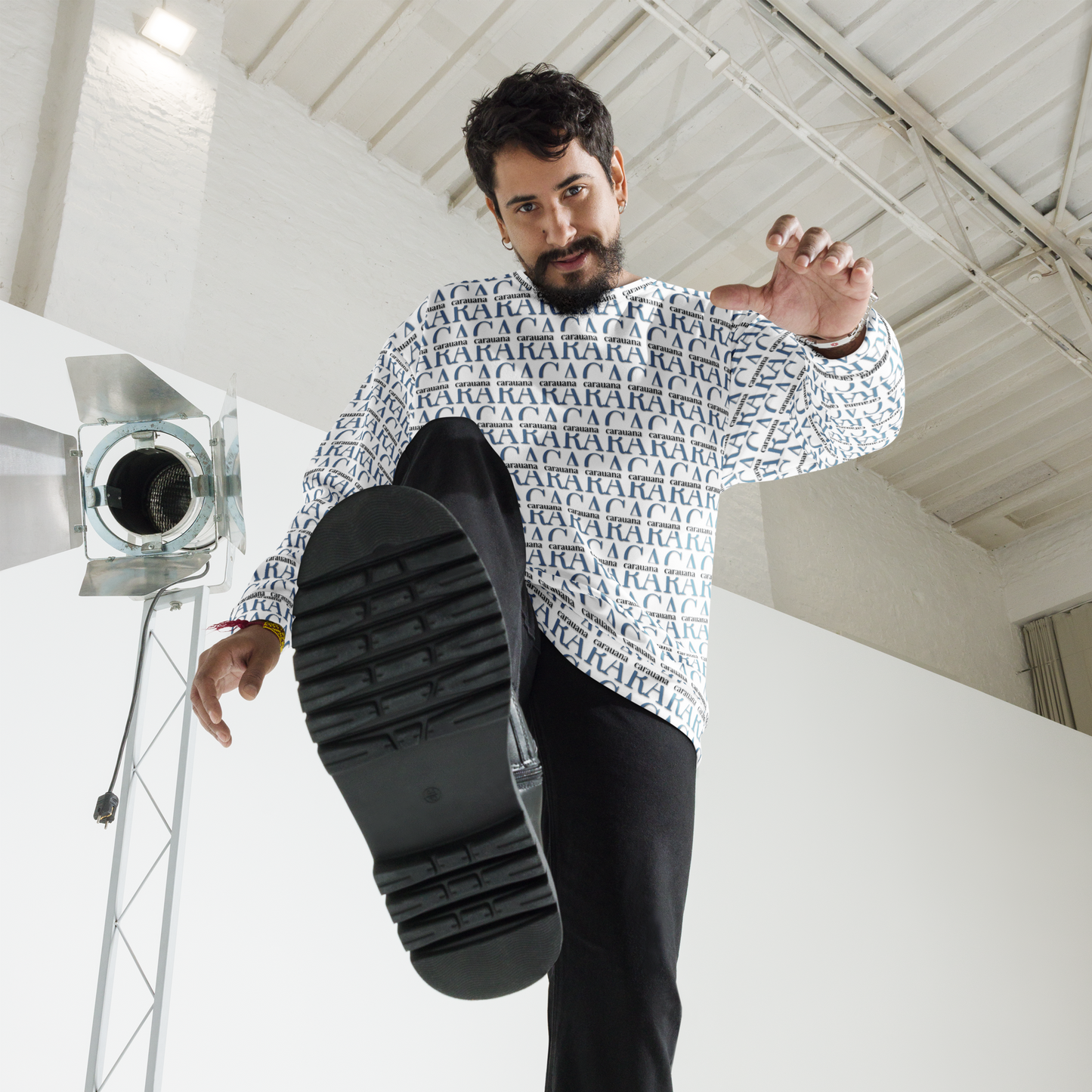 Premium Sweatshirt CaRaUaNa Unisex Carauana Store